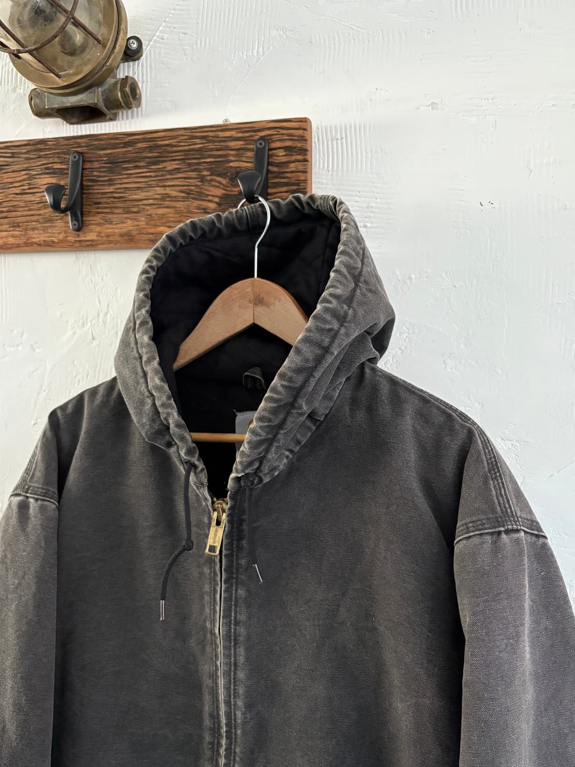 Carhartt 칼하트 차콜컬러 후드 워크자켓 상품이미지3