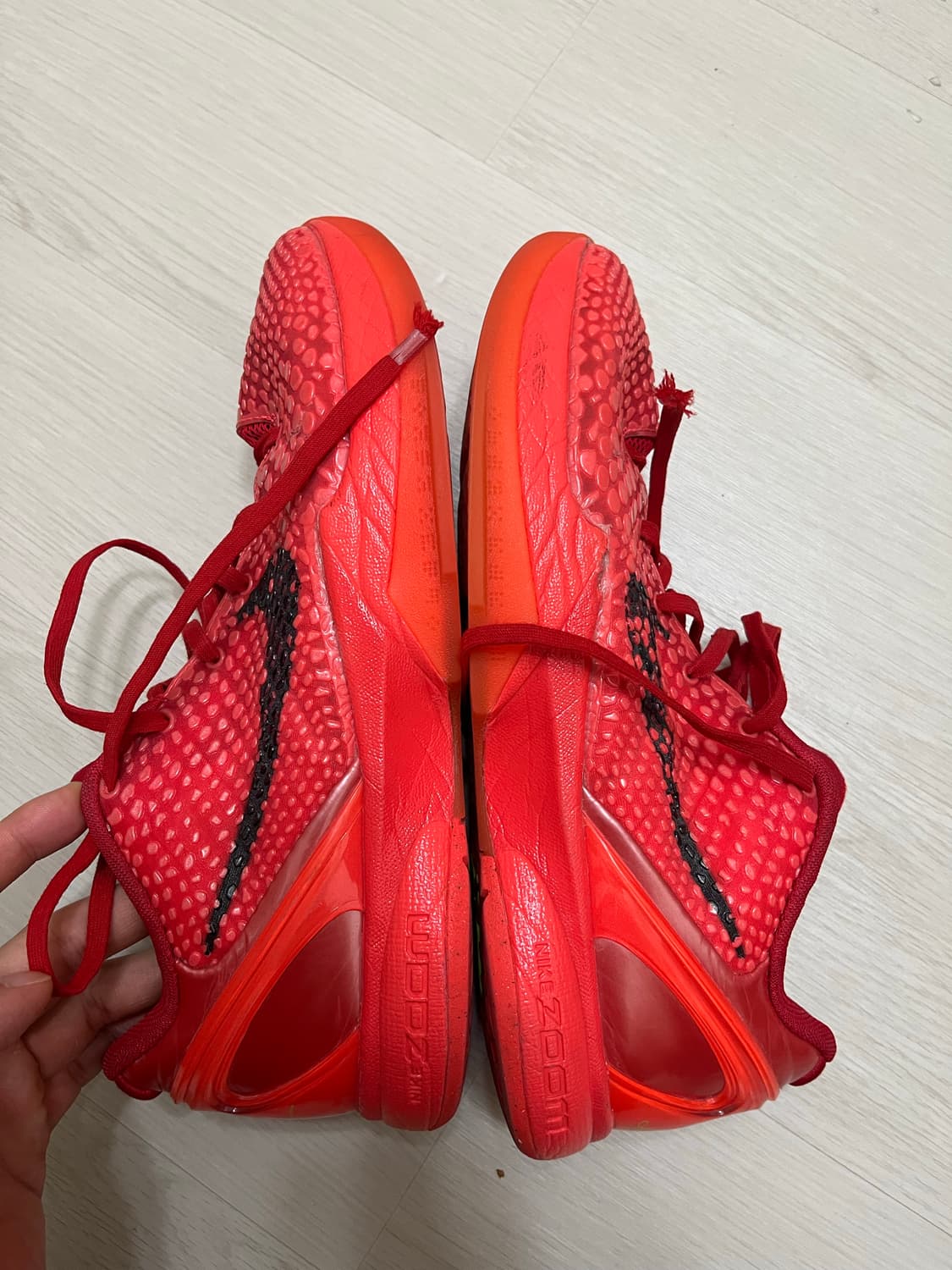 코비6 리버스그린치 상품이미지3