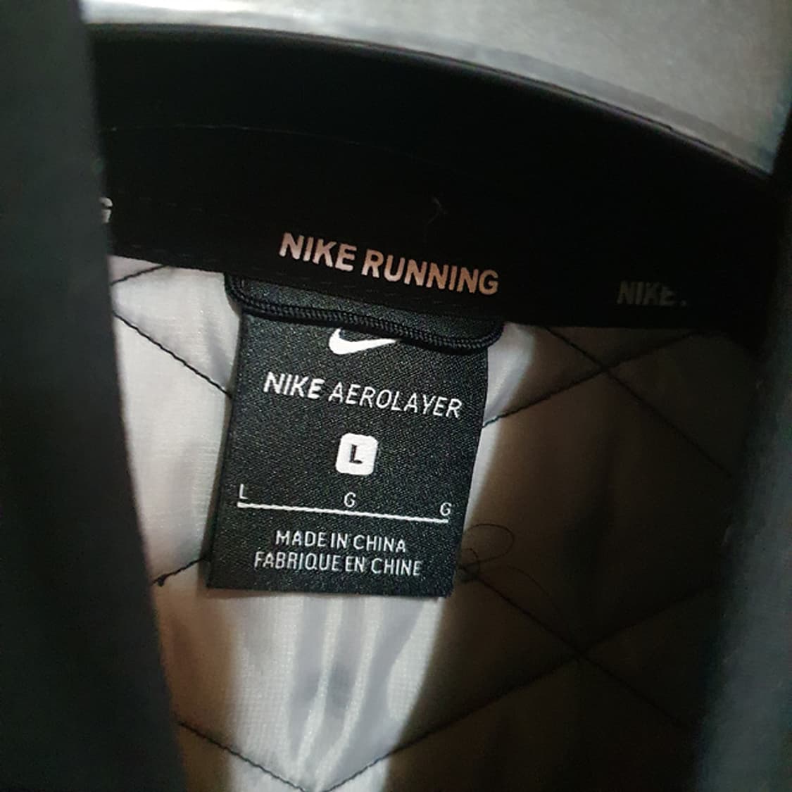 나이키 에어로레이어 런닝 자켓 L 상품이미지4