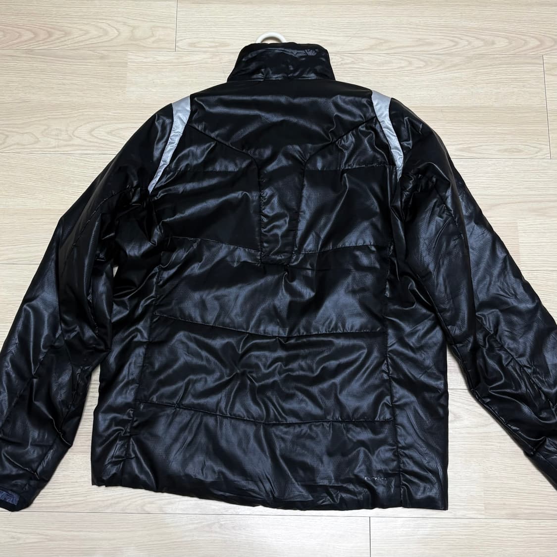 아디다스 경량패딩 블랙 져지 adidas 상품이미지2