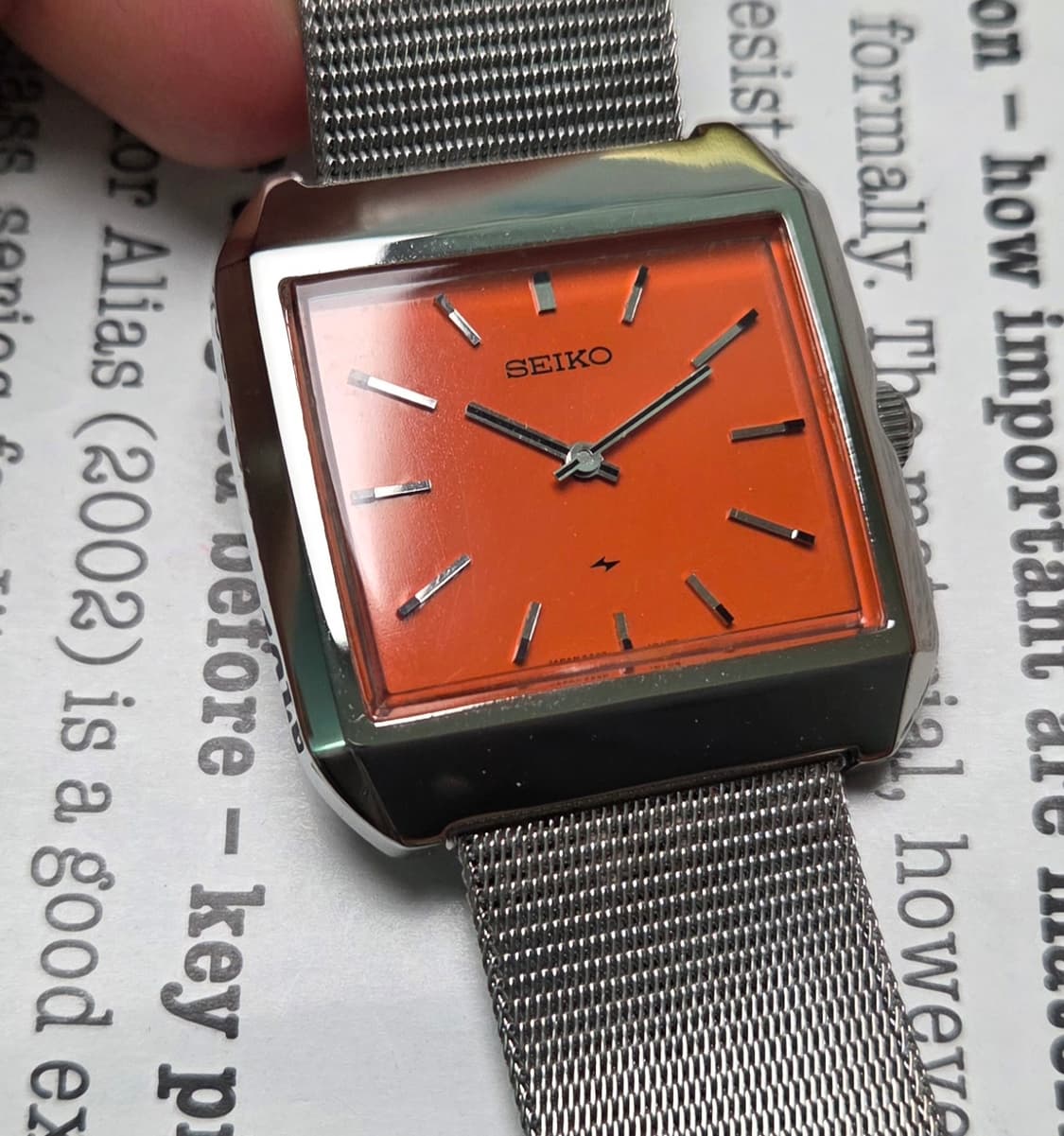 빈티지 세이코 샤리오탱크 오렌지다홍 수동명기(2220A) 드레스워치 상품이미지2