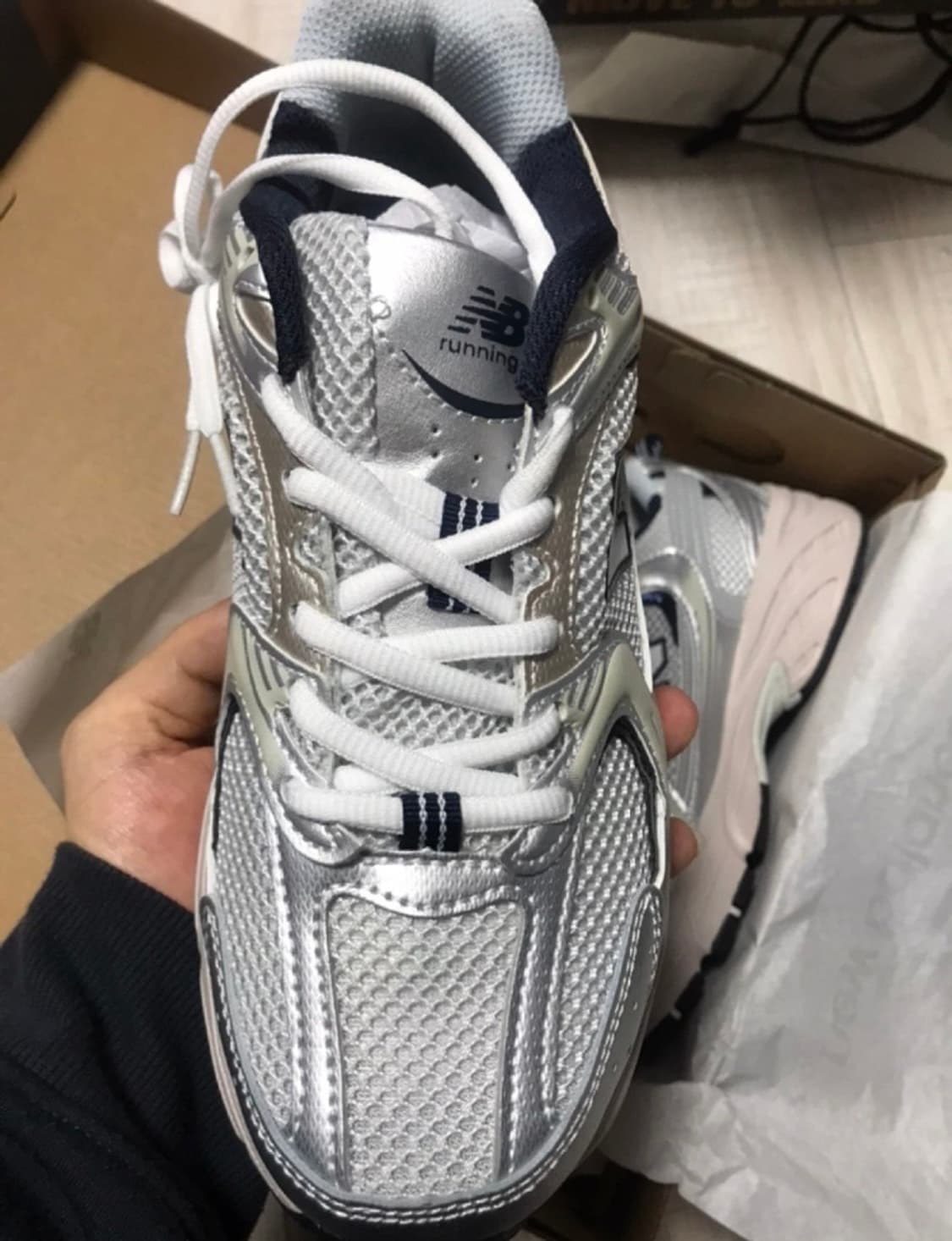 새상품 뉴발란스 530 실버 상품이미지2