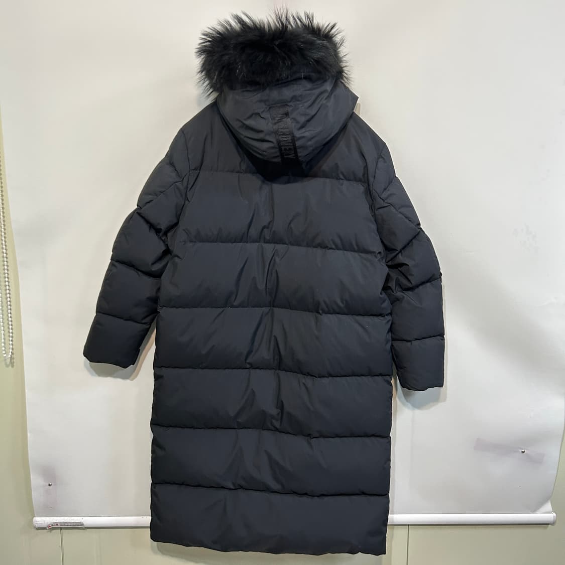 디스커버리 남성 라쿤퍼 구스다운 롱패딩 105 블랙 상품이미지2