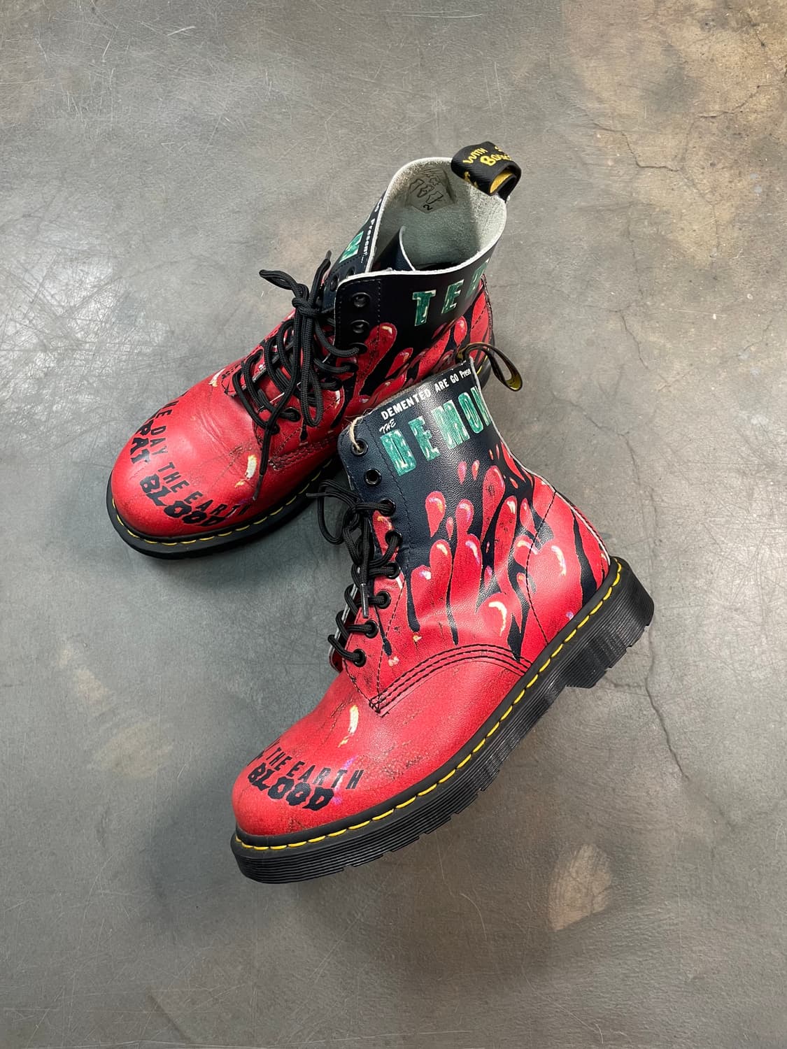 닥터마틴 디멘티드 알 고우 부츠 상품이미지1