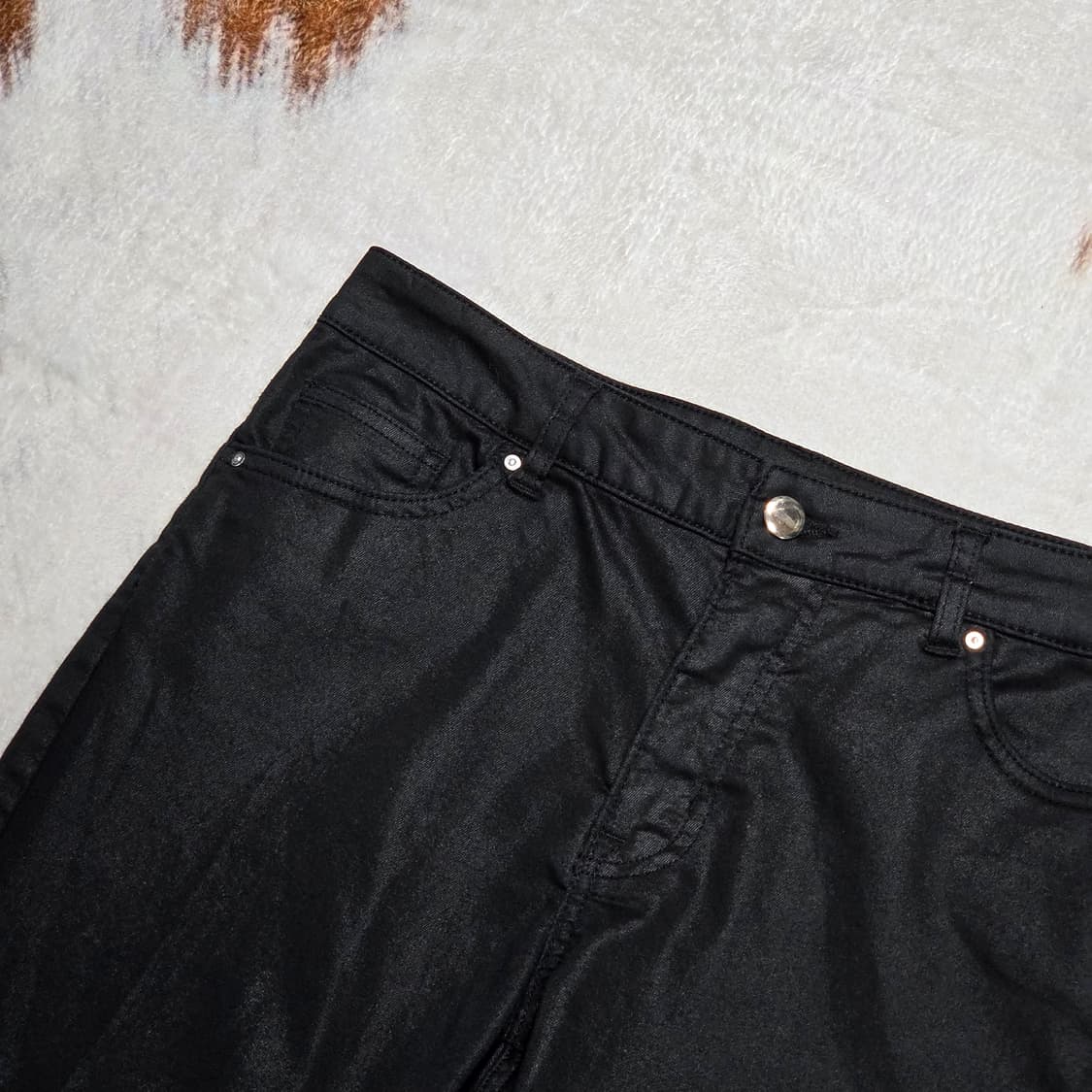 H&M 블랙 코팅진 상품이미지2