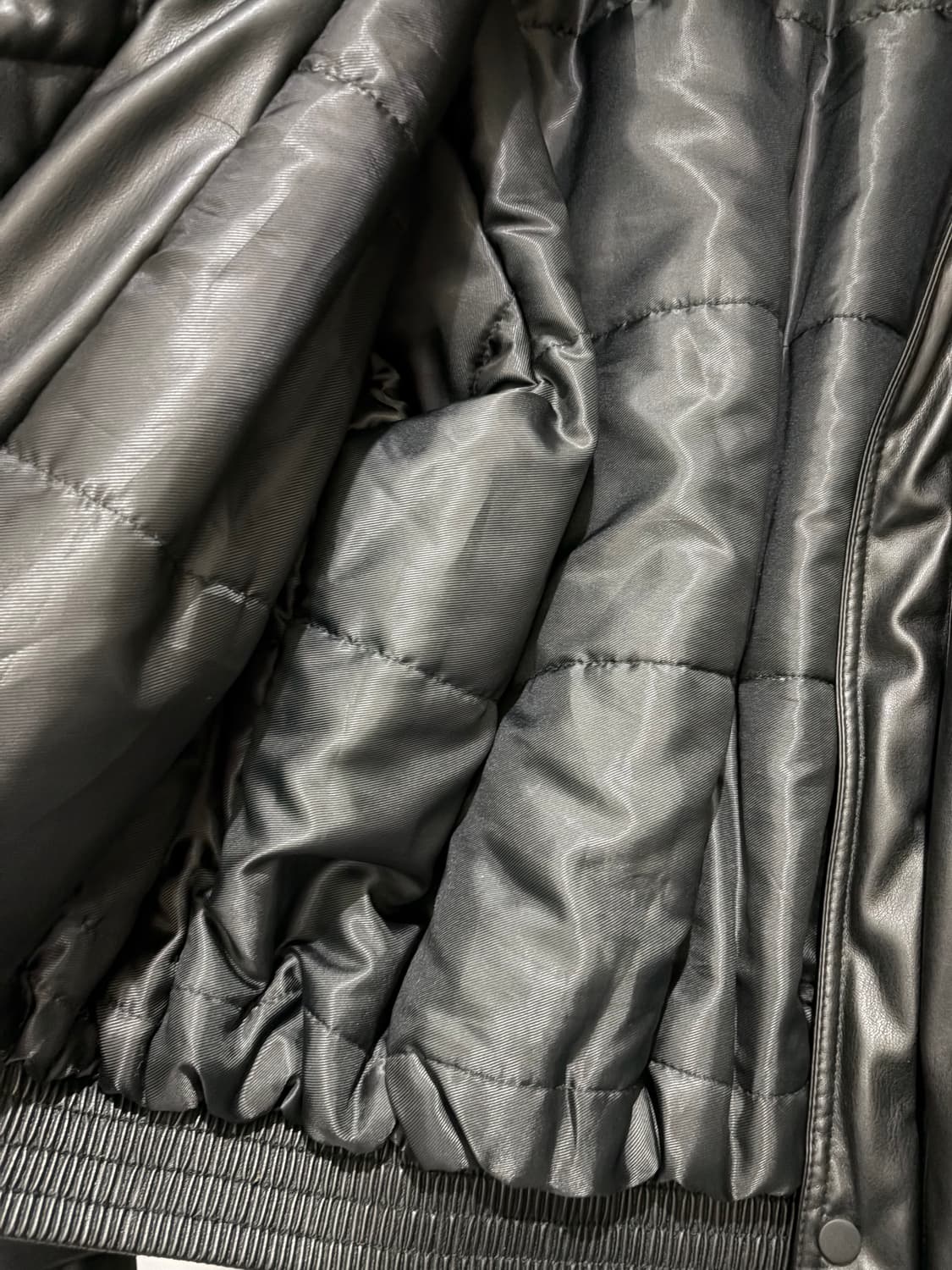 ZARA 자라 블랙 에코 레더 봄버 자켓 M 상품이미지4