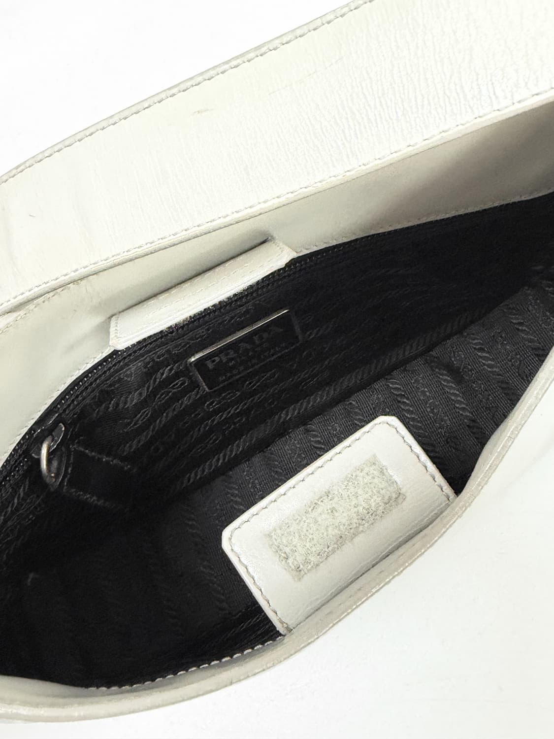 프라다 레더 크로스백 상품이미지10