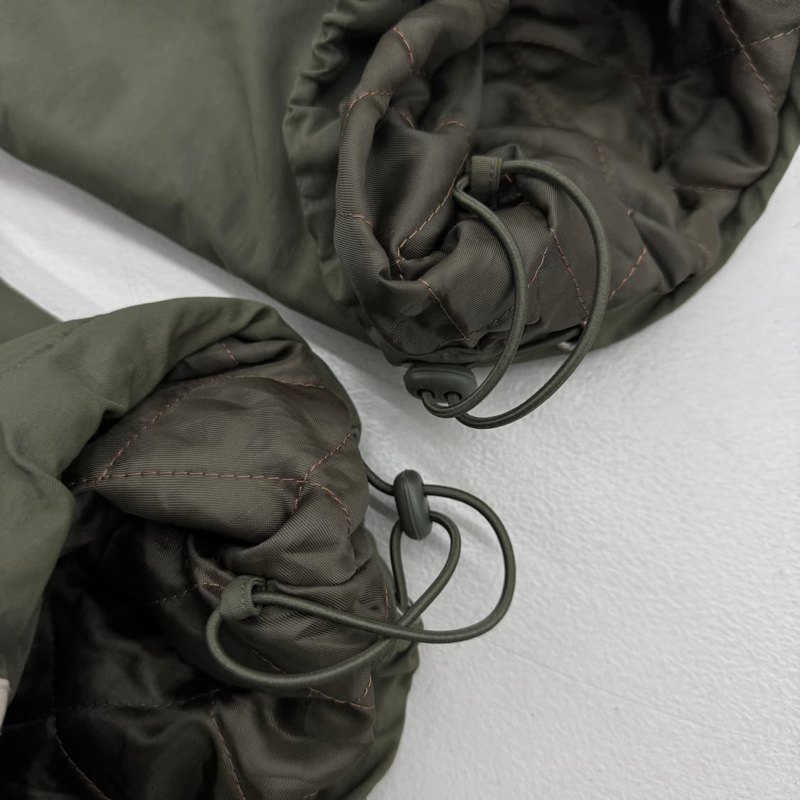 아디다스 90s 카키 삼선 올드스쿨 바람막이 트랙팬츠 상품이미지4