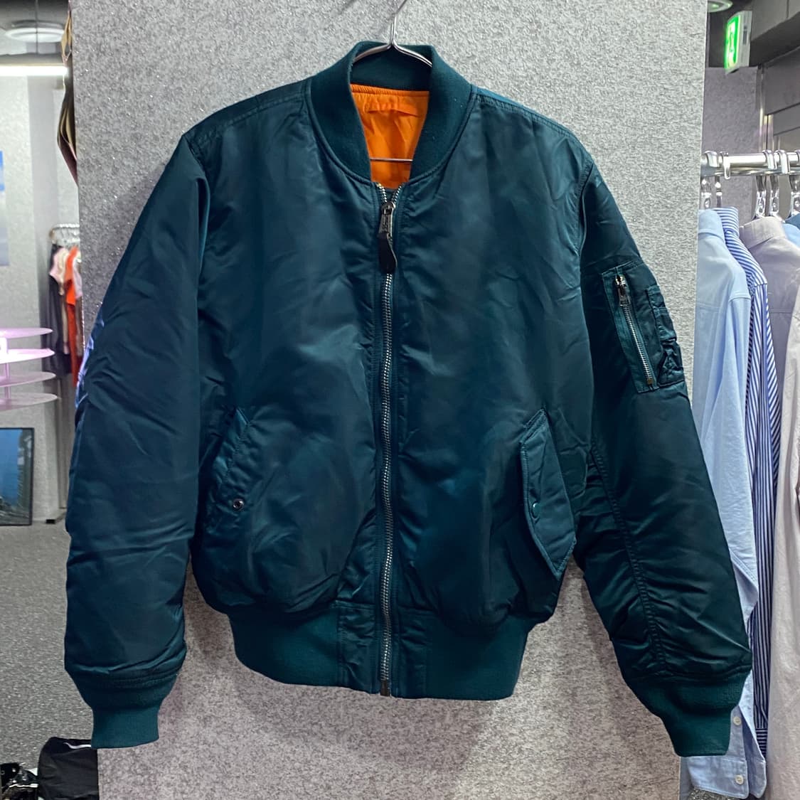 알파인더스트리 ma-1 리버시블 점퍼 B3703 상품이미지3