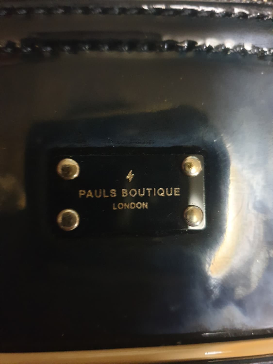 폴스부띠끄 애나멜 도트겸 크로스백 블랙 상품이미지2