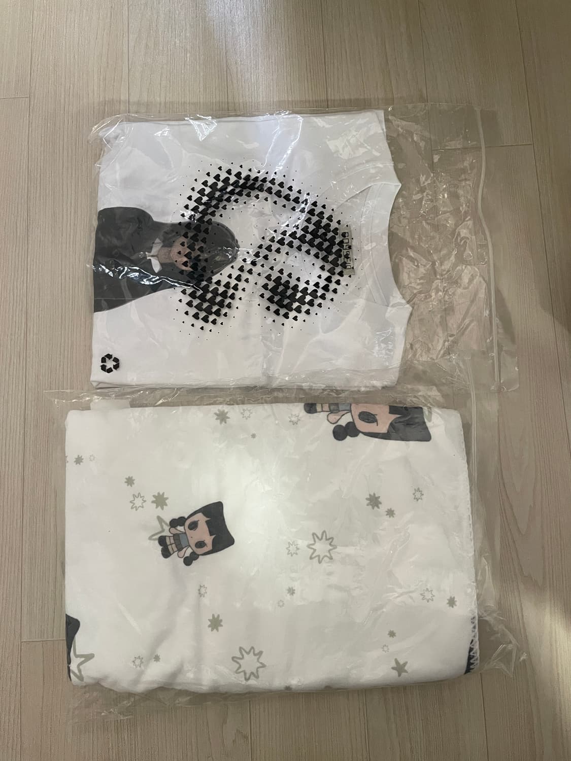 새상품) 코이세이오 고시오 반팔 + 비치 타월 + 스티커  상품이미지1