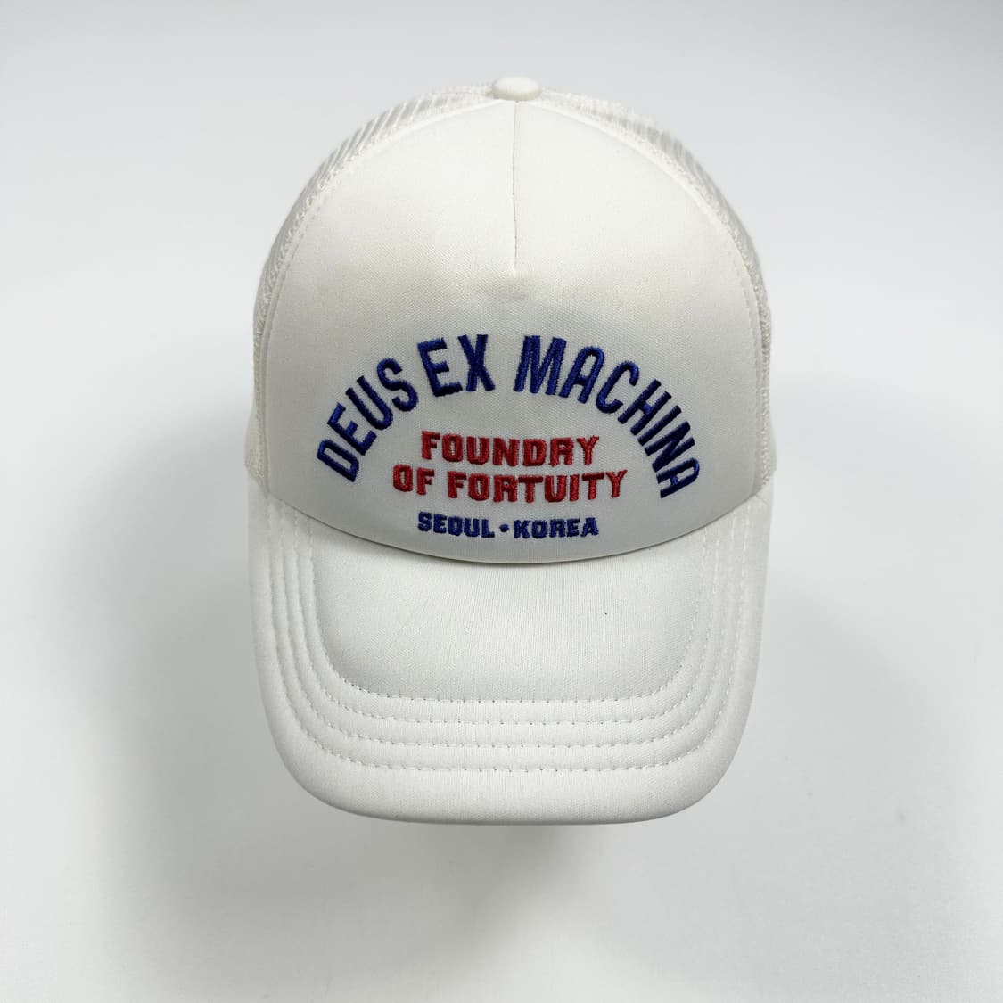 데우스 엑스 마키나 메쉬 트러커캡 화이트 상품이미지2
