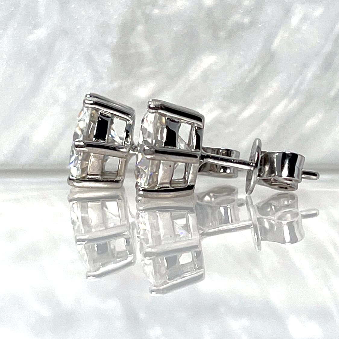 *새상품* 모이사나이트 브릴리언트 컷 6프롱 솔리테어 은귀걸이 상품이미지3