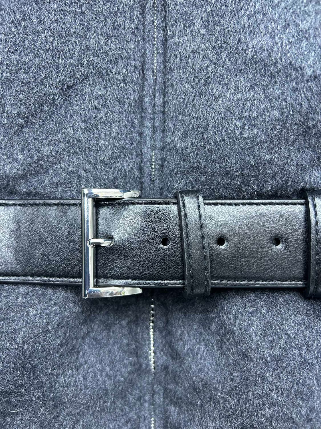 프라다 여성 블루종 볼륨 자켓 패딩 상품이미지3