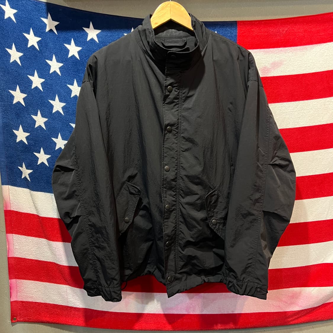 세컨드 모놀로그 바람막이 상품이미지1