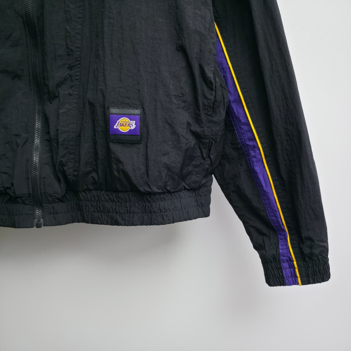 [L] 나이키 NBA LA 레이커스 블랙 바람막이 상품이미지5