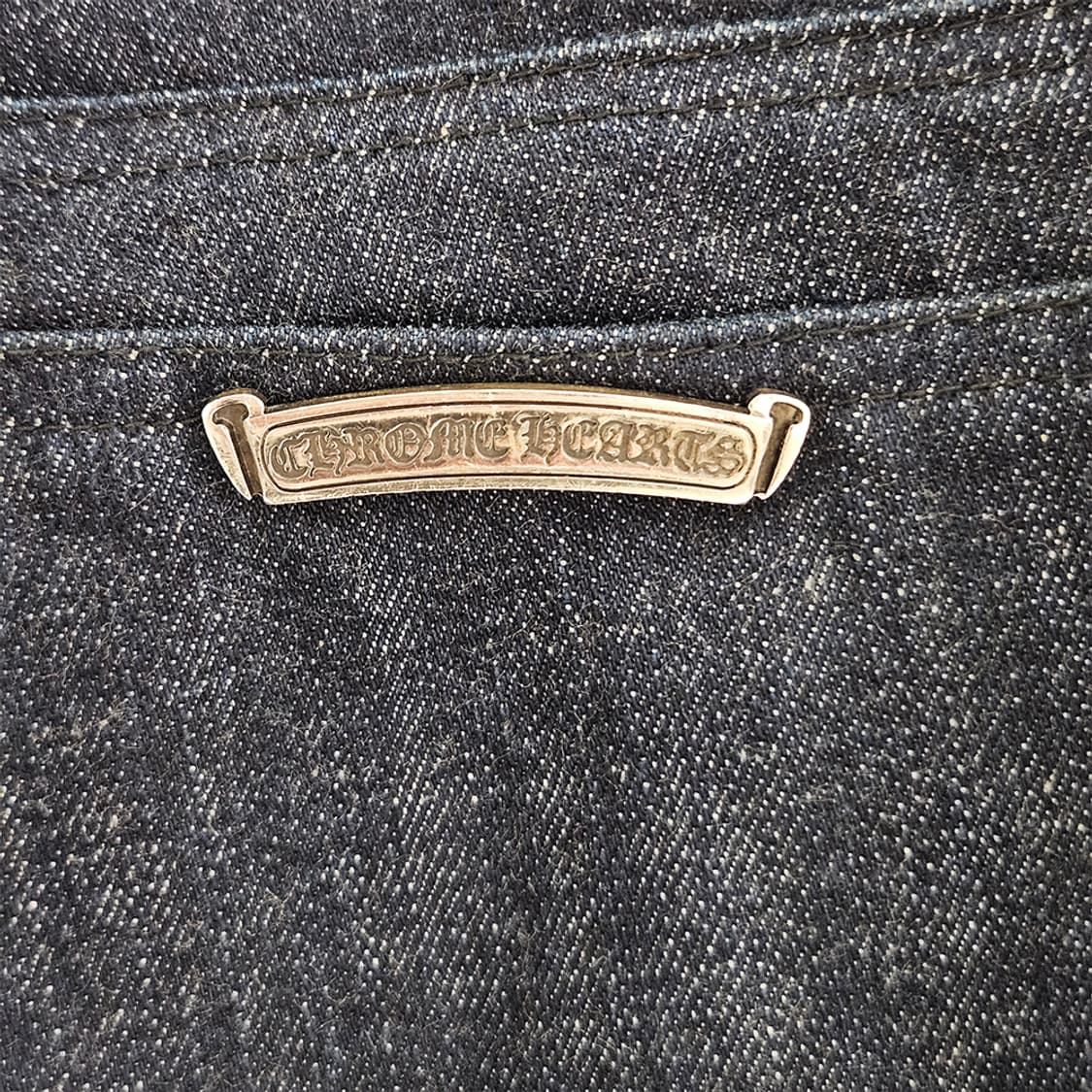 [31] 크롬하츠 크로스 레더 실버 패치 B1103C018 /1600만원 상품이미지7