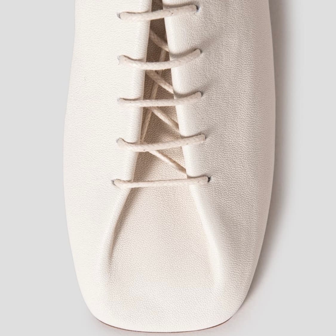 수리클래식 더비 55수리 나파 램스킨 화이트 상품이미지4