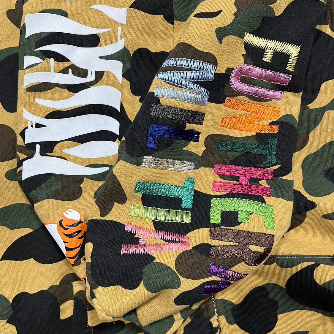 BAPE 1st Camo Tiger Hoodie Zip-up 상품이미지6
