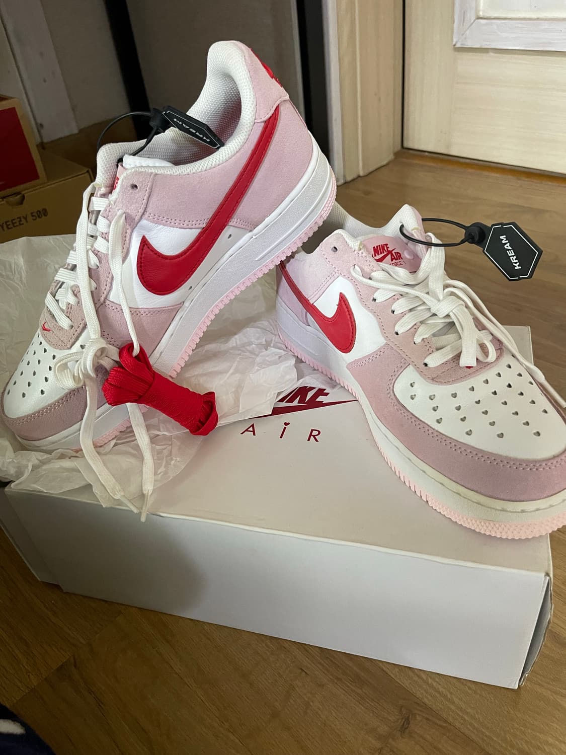 새제품)나이키 에어포스 발렌타인 275 상품이미지1