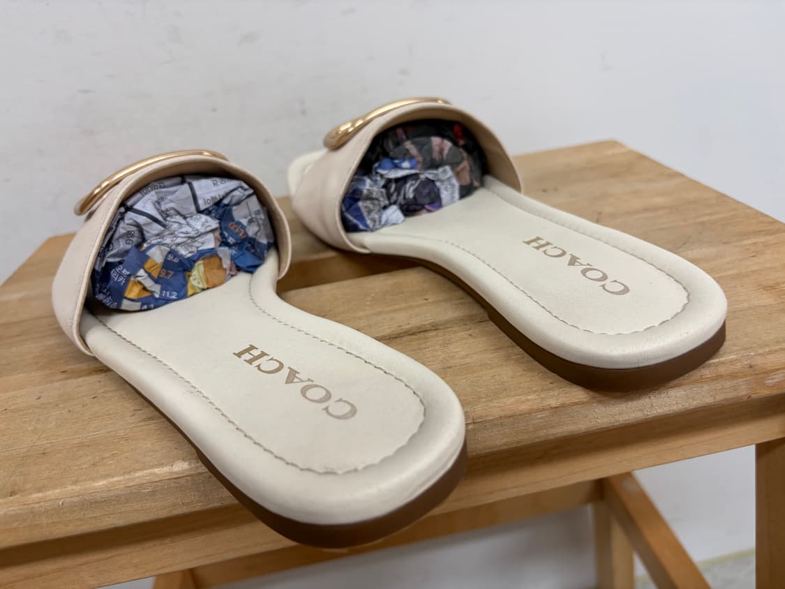 코치 에비 슬리퍼 245 상품이미지5