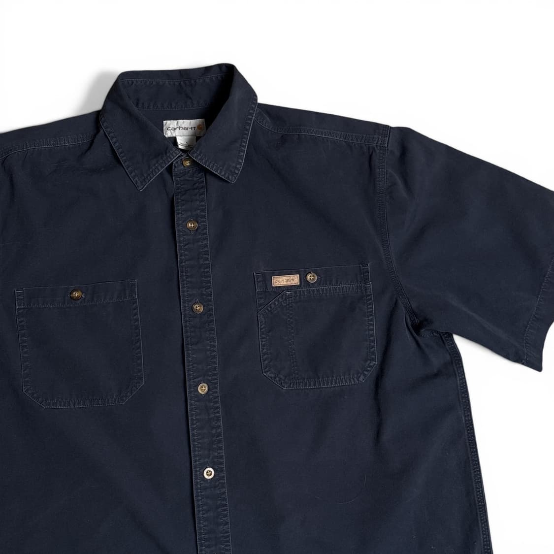 칼하트 가죽탭 반팔셔츠 상품이미지4