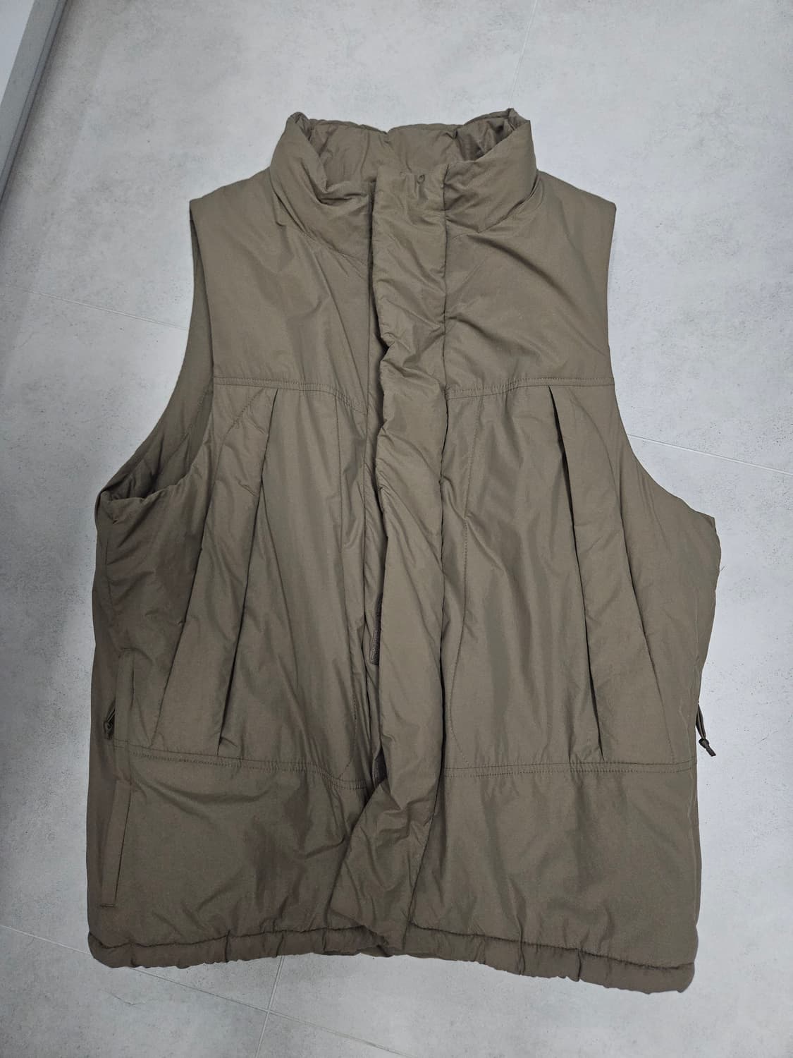 프릭스스토어 프리마로프트 베스트 카키 S사이즈 상품이미지1