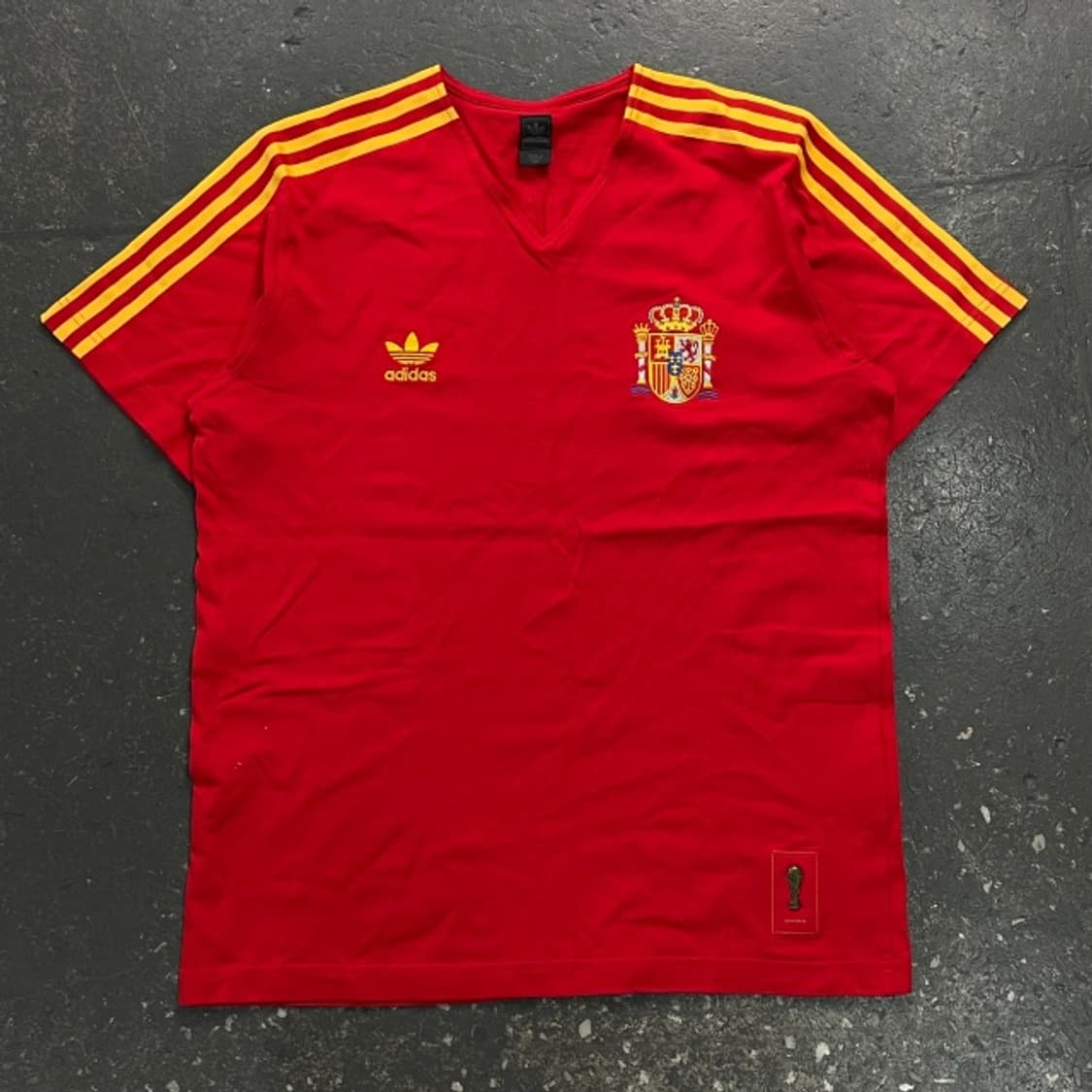 100 아디다스 스페인 국대 반팔티 상품이미지1