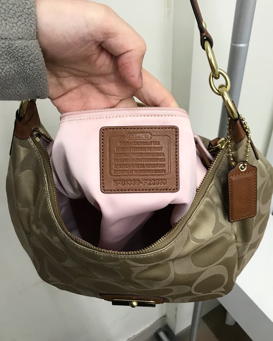 코치 버클 호보백 가방 상품이미지10