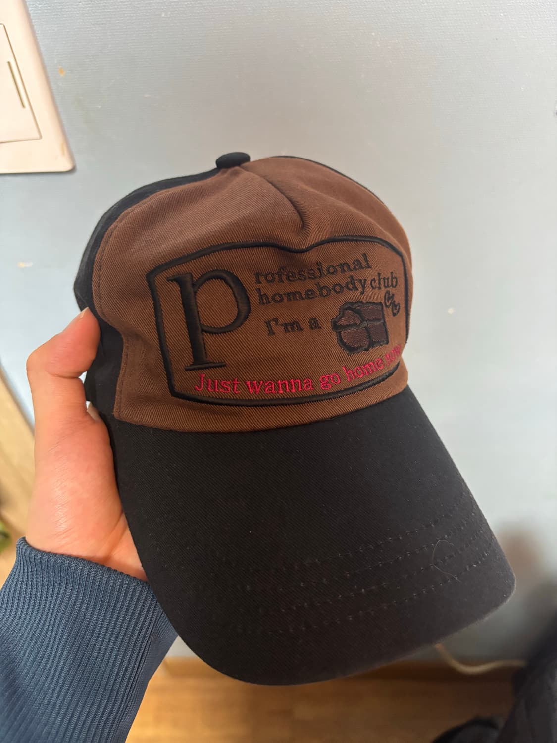 더콜디스트모먼트 모자 상품이미지1