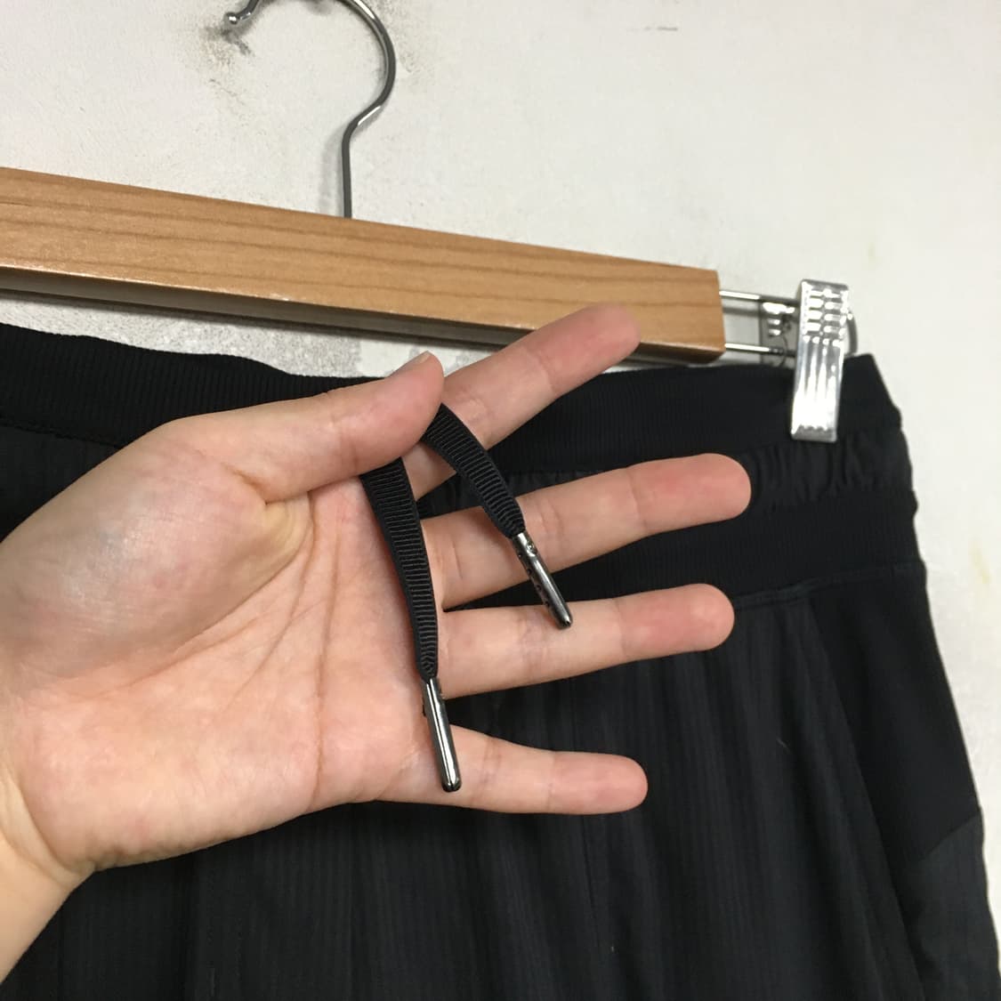 룰루레몬 댄스스튜디오 미드라이즈 크롭 팬츠 4 상품이미지3
