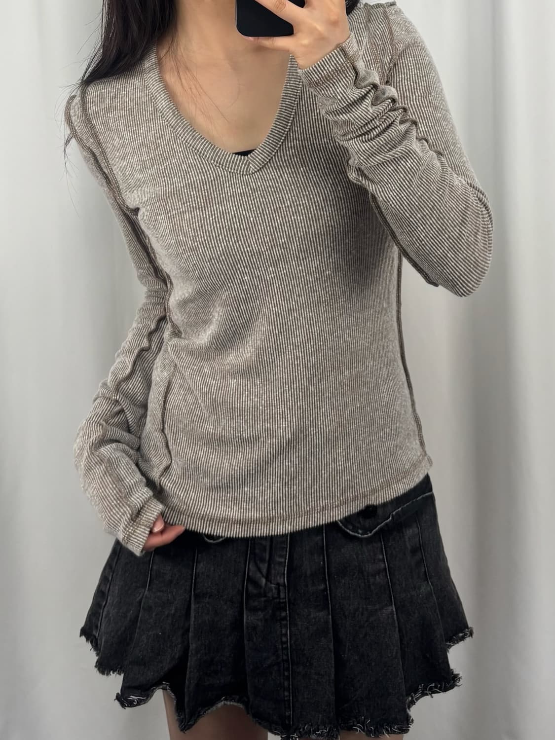 마뗑킴 스티치 브이넥 슬림 니트 상품이미지2