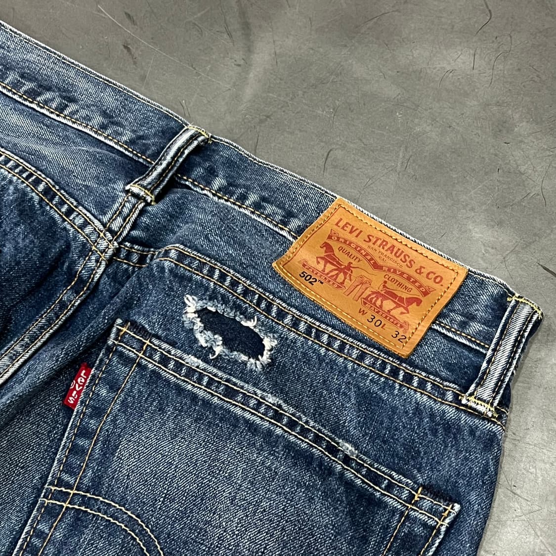  리바이스 502 리페어 데님팬츠 y16377 상품이미지6