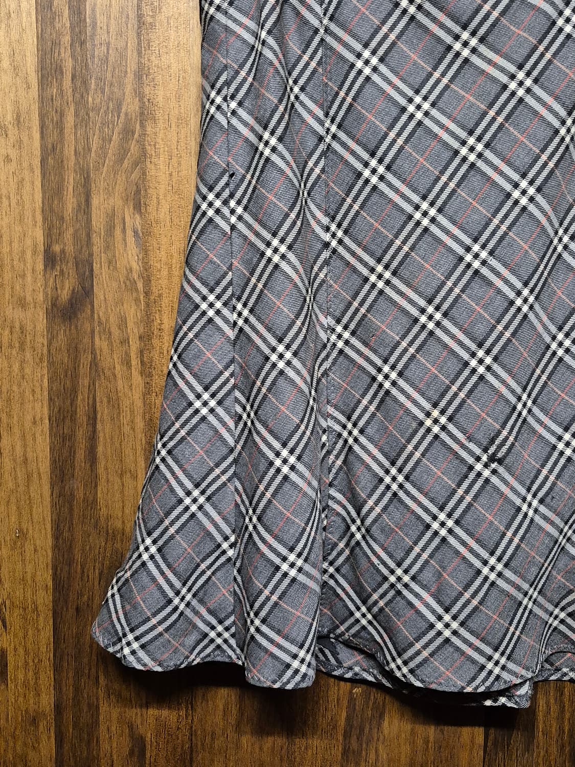 BERBURRY GRAY CHECK SKIRT 상품이미지5
