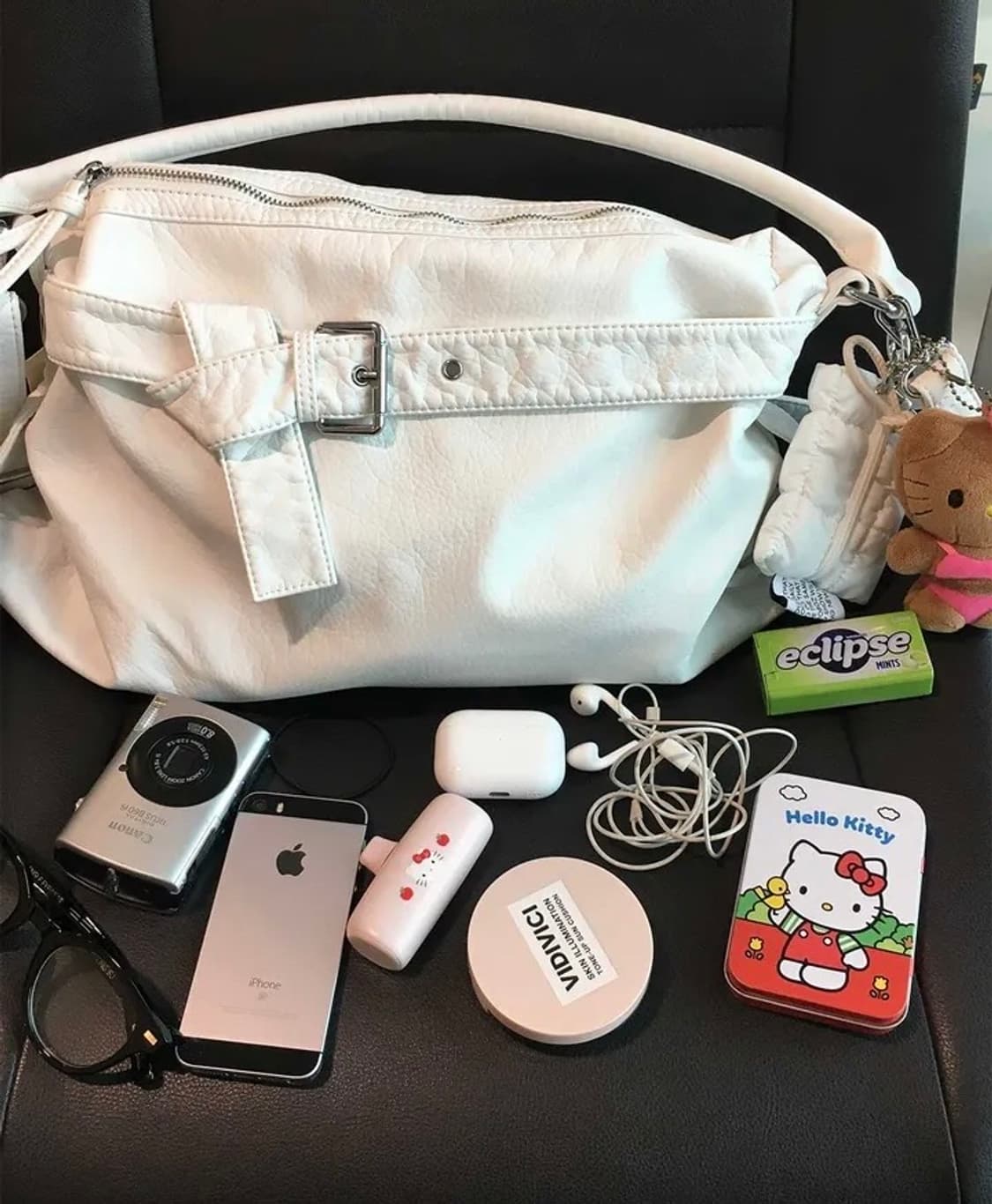 빈티지 레더 숄더백 상품이미지1