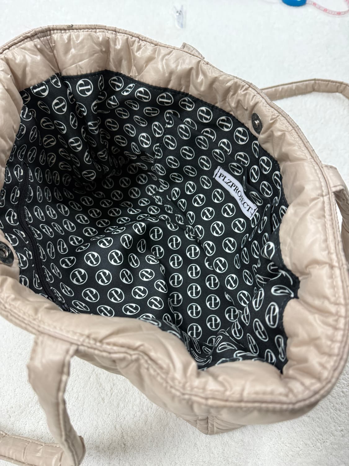 플리즈프로젝트 스퀘어 퀼팅백 상품이미지5