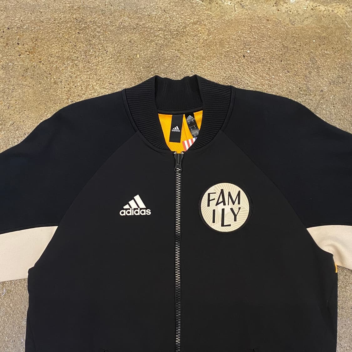 미국 빈티지 아디다스 져지 FAMILY 트레이닝 트랙탑 상품이미지3