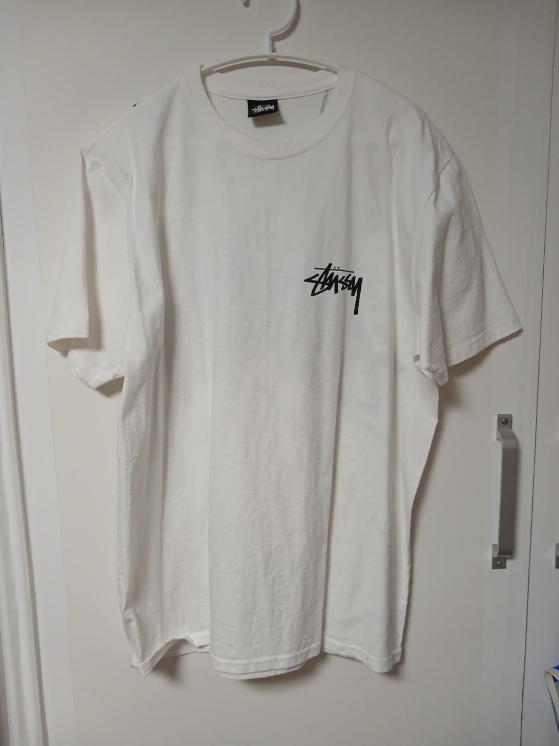 스투시 쉐터드 티셔츠 화이트 상품이미지2