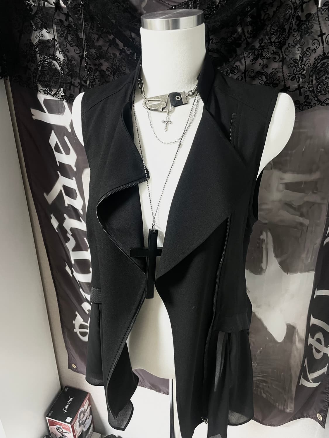 비대칭사선지퍼 드레이프 레이어드베스트 아카이브무채색헬무트랭릭오웬스st 상품이미지1