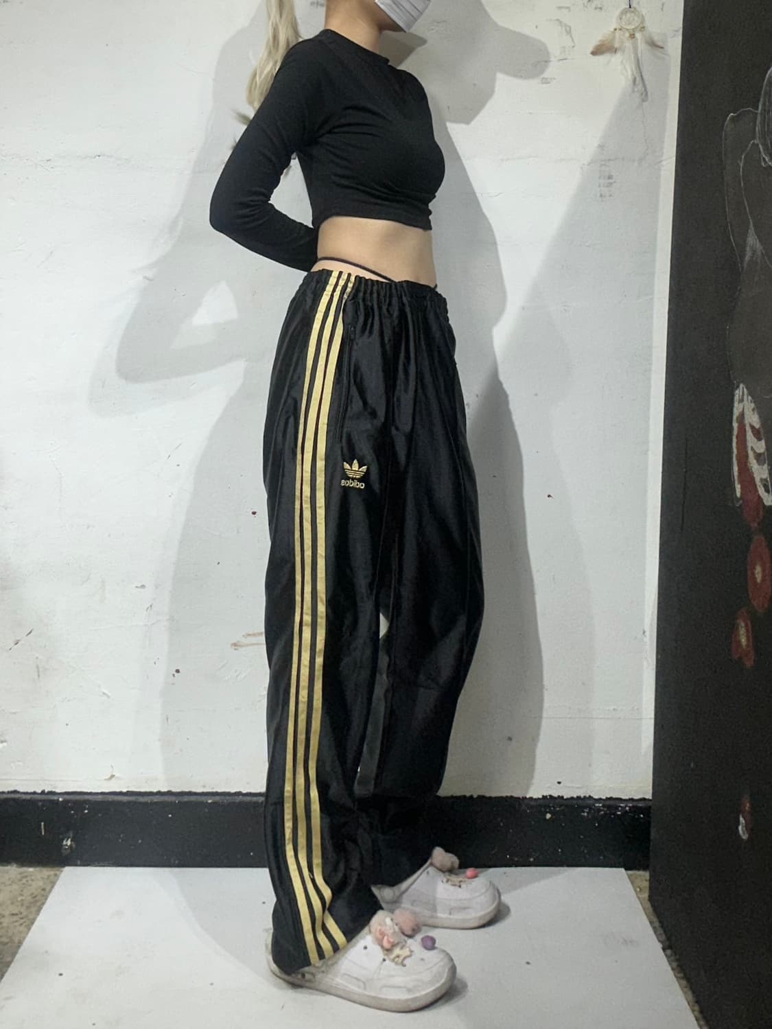 90s 아디다스 블랙 골드 삼선 와이드 파이어버드 추리닝 바지 L 상품이미지1