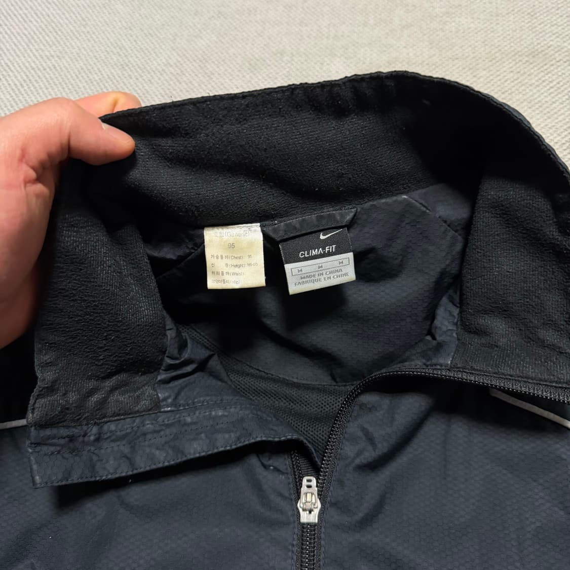 나이키 클리마핏 올드스쿨 바람막이 상품이미지2