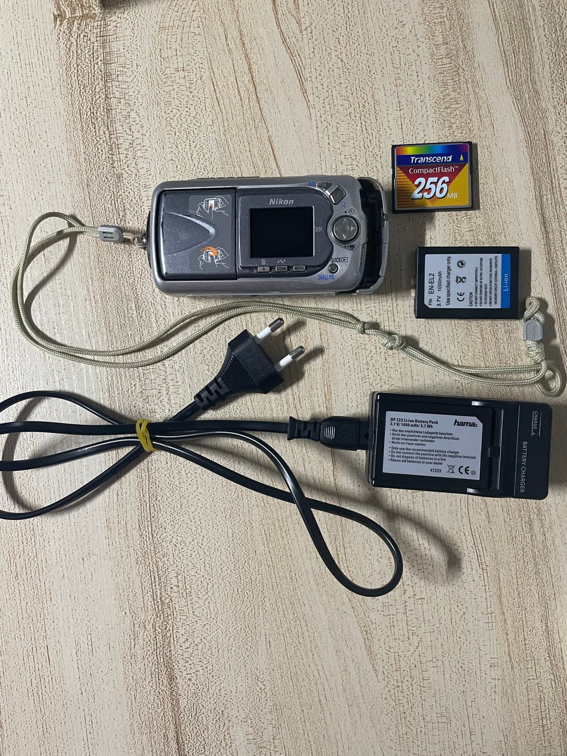 니콘 쿨픽스 3500 상품이미지3