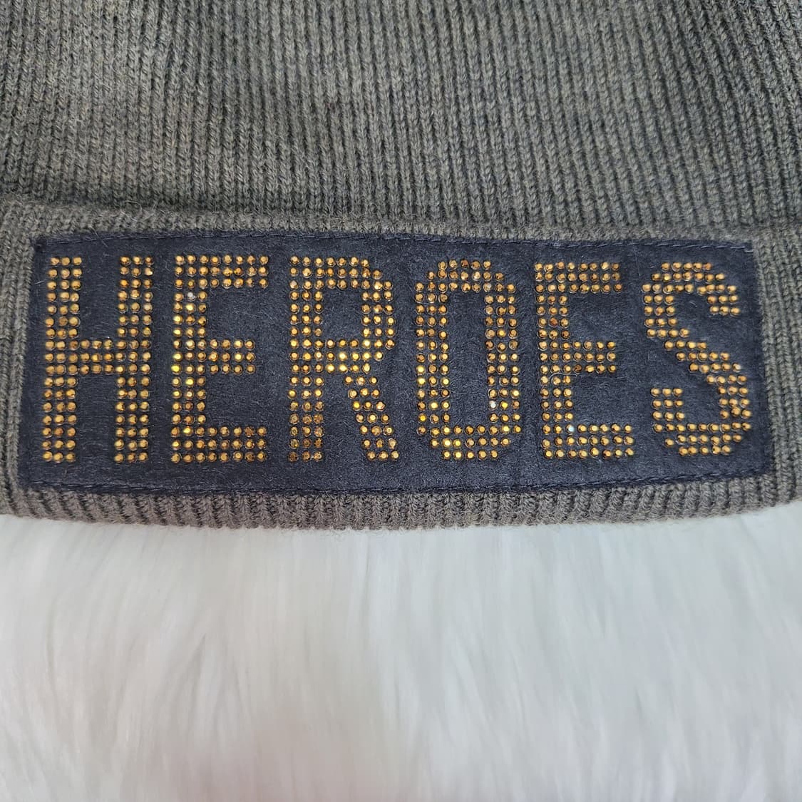 ZADIG & VOLTAIRE 쟈딕앤볼테르 울 비니 남여공용 새상품급 상품이미지6