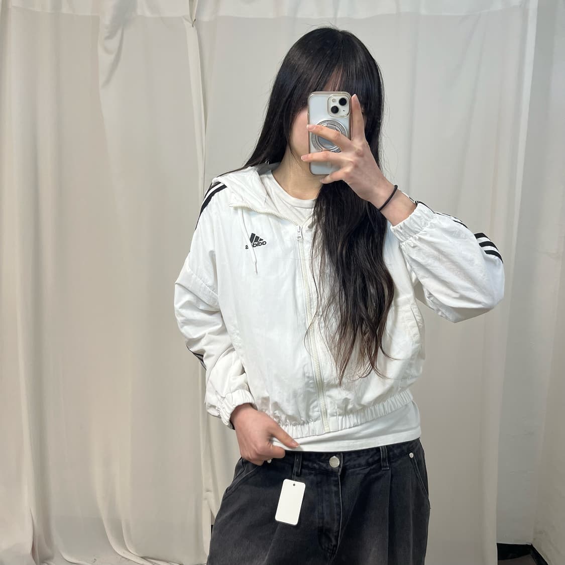 Adidas white windbreaker 상품이미지2