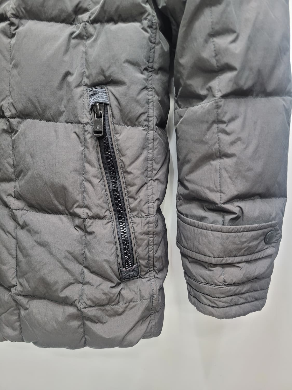 Henry Cottons 헨리코튼 구스 다운 패딩 자켓 / 남 100
 상품이미지6