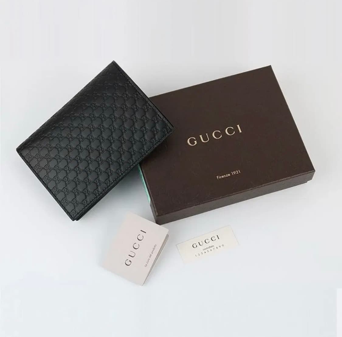 구찌 마이크로시마 여권지갑 상품이미지4