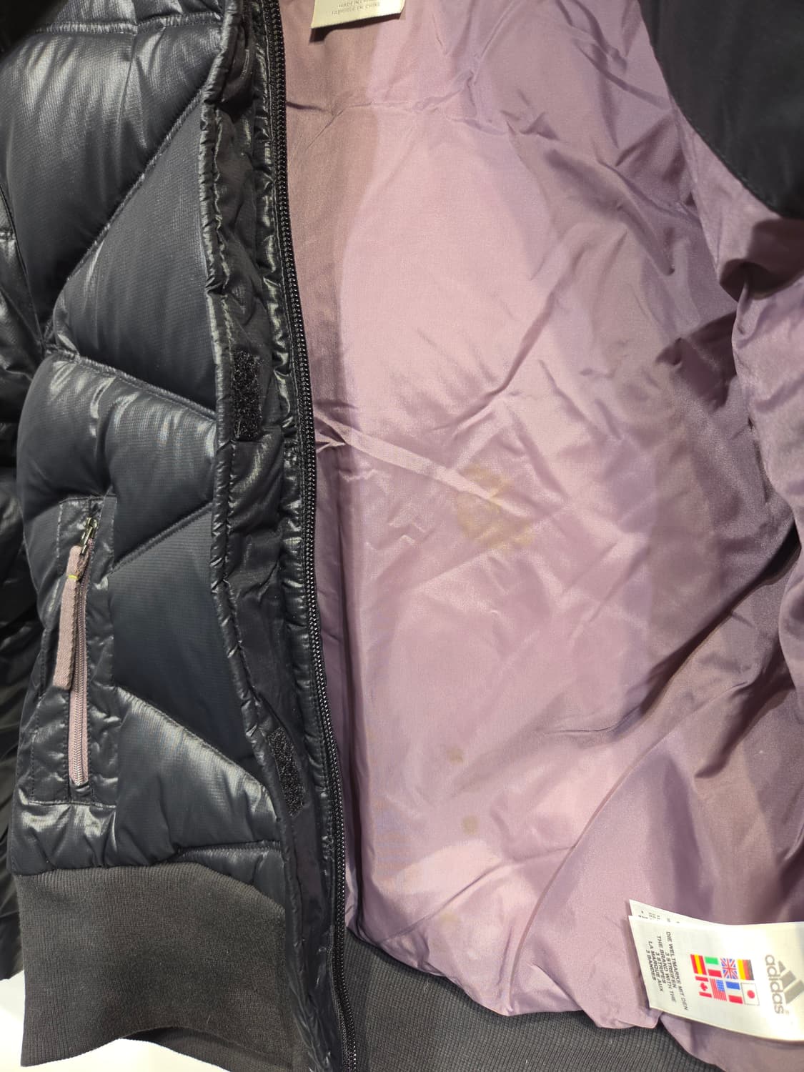 아디다스(Adidas) 우먼스 스트릿 PDD 덕다운 유광 숏패딩 상품이미지7