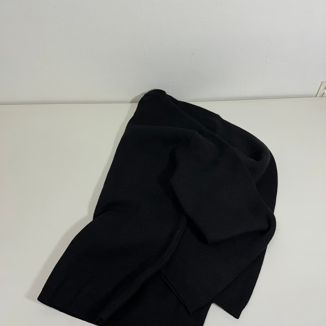 46 M 엘무드 블랙 캐시미어혼방 라운드니트 상품이미지4