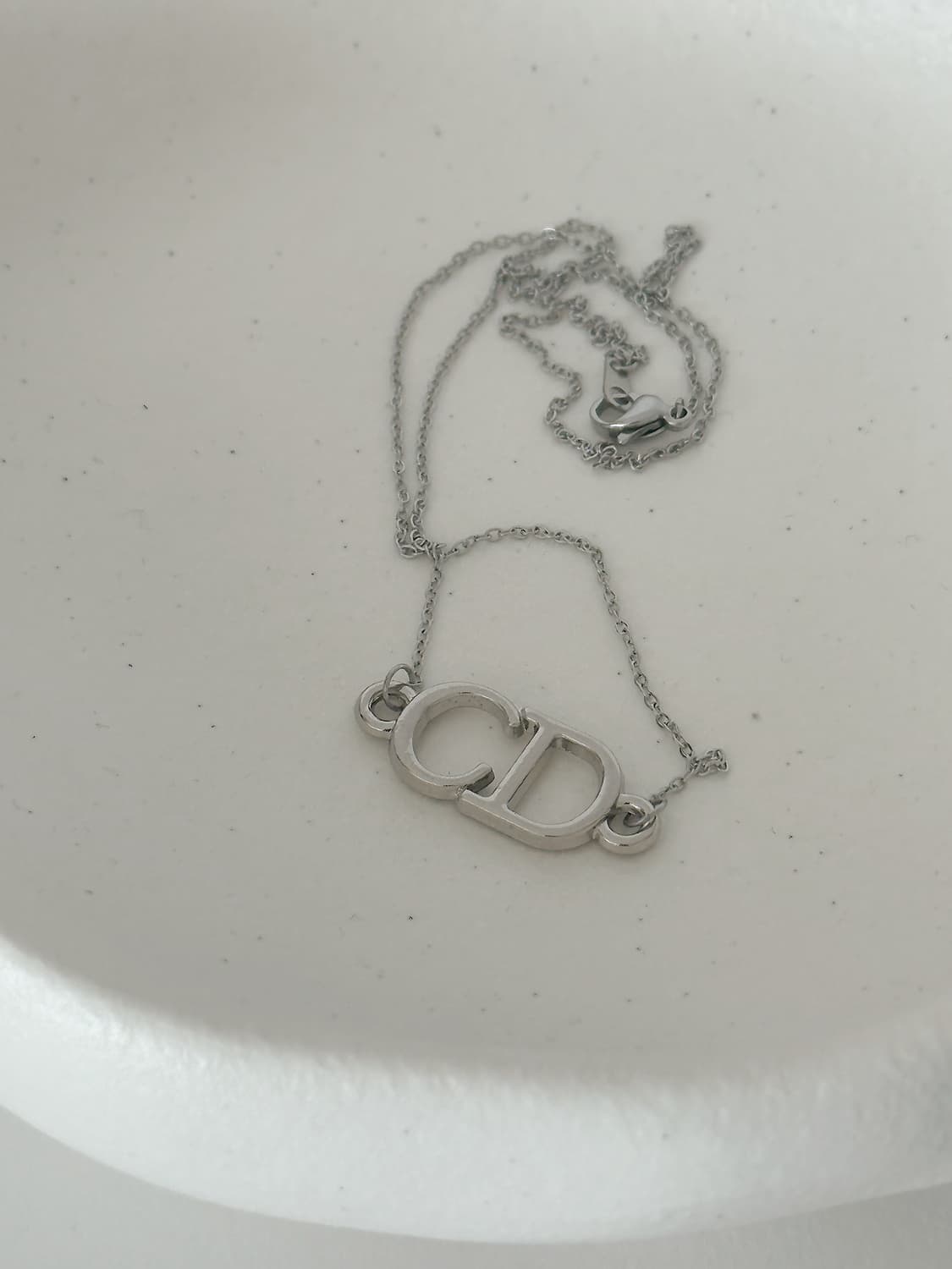 디올 심플 업사이클링 목걸이 상품이미지1