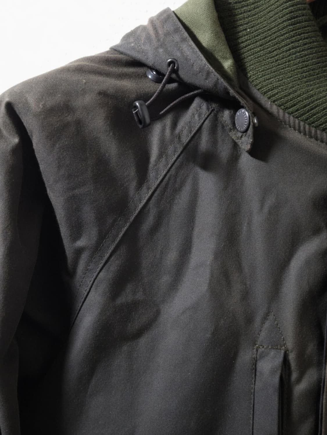 Barbour 바버 남성 왁스 후드 자켓 S 사이즈 (남성 95~100) 상품이미지3